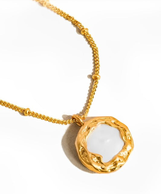 Lydia 18k Vintage Gold Natural Pearl Round Necklace
