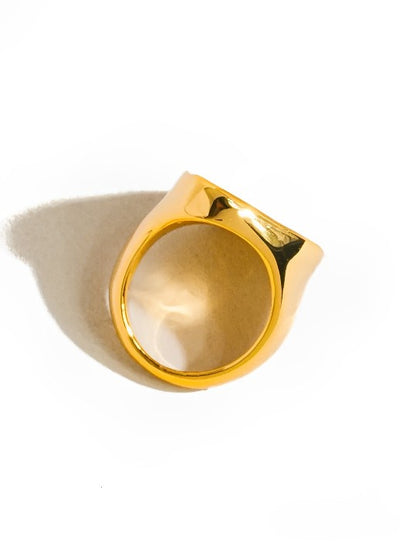 Calypso 18k Gold Natural Shell Statement Ring