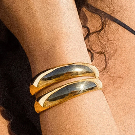 Ronan 18K Gold Non-Tarnish Layered Round Bangle
